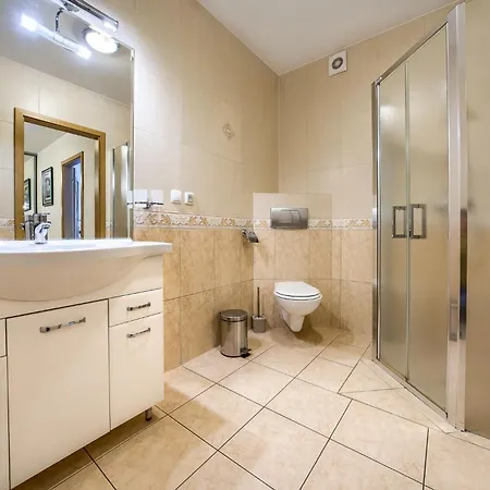 Apartamentyprzymorzu Wschód Słońca Olymp Z Basenem Kołobrzeg