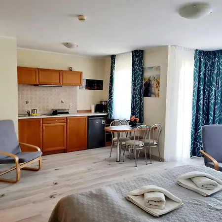 Apartamentyprzymorzu Wschód Słońca Olymp Z Basenem Apartamento Kołobrzeg