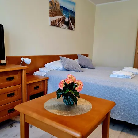 Apartamentyprzymorzu Wschod Slonca Olymp Z Basenem 아파트